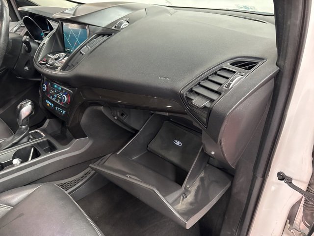 Used 2019 Ford Escape Titanium image 38