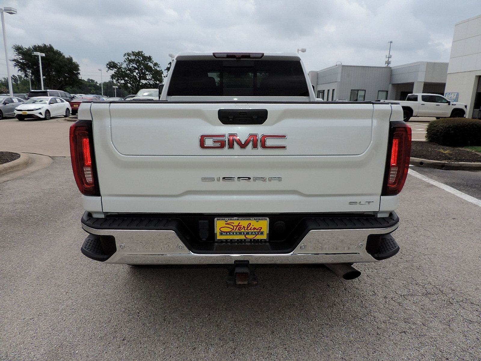 Certified 2021 GMC Sierra 2500 SLT w/ SLT Preferred Package AWD/4WD image 6