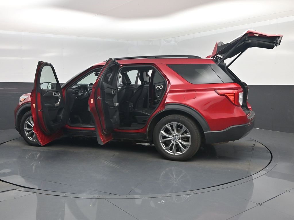 Used 2020 Ford Explorer XLT w/ Equipment Group 202A image 51