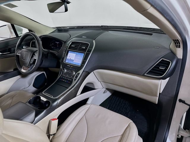 Used 2019 Lincoln Nautilus Reserve w/ Cargo Utility Package image 12