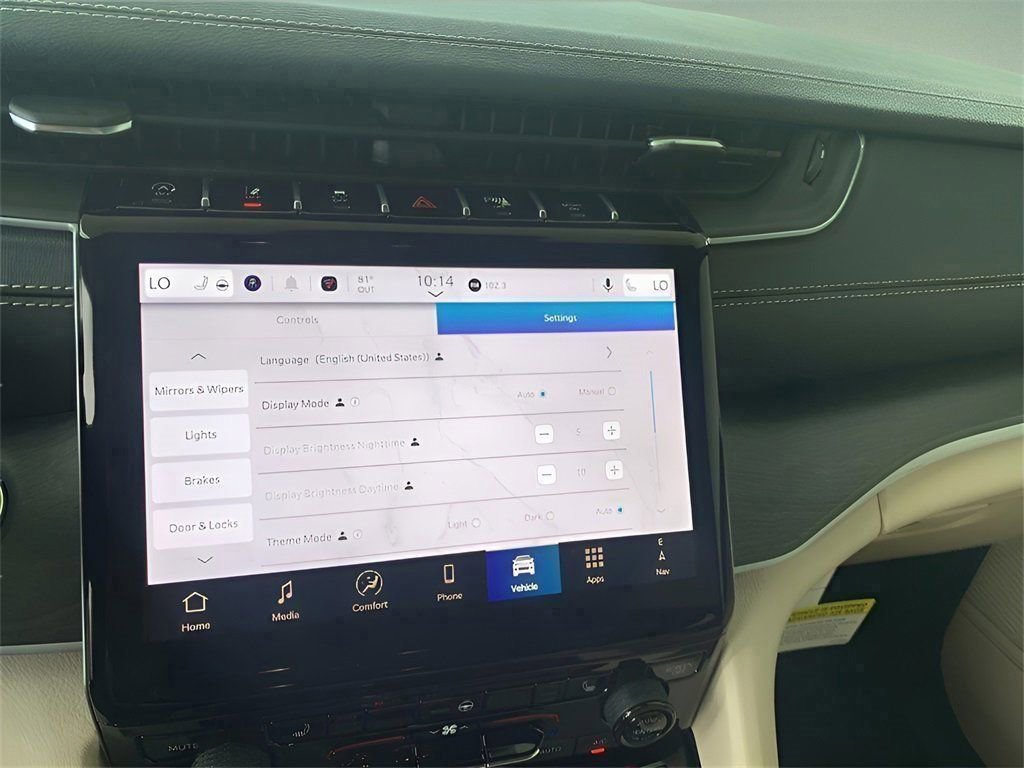 Used 2025 Jeep Grand Cherokee Limited image 70