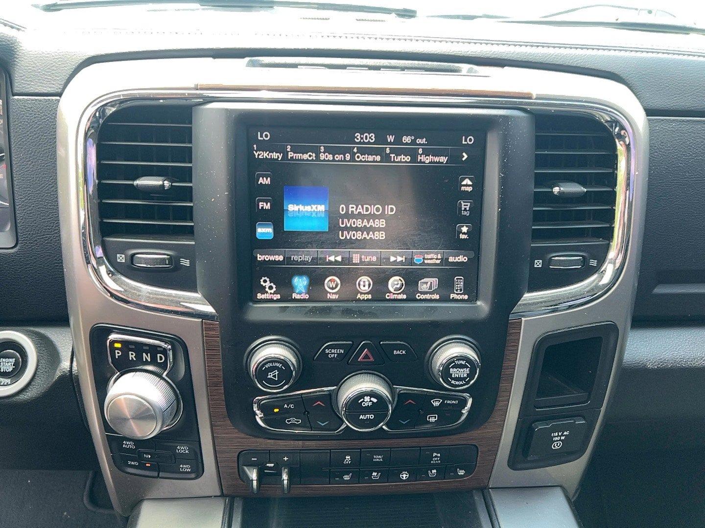 Used 2017 RAM 1500 Sport AWD/4WD image 17