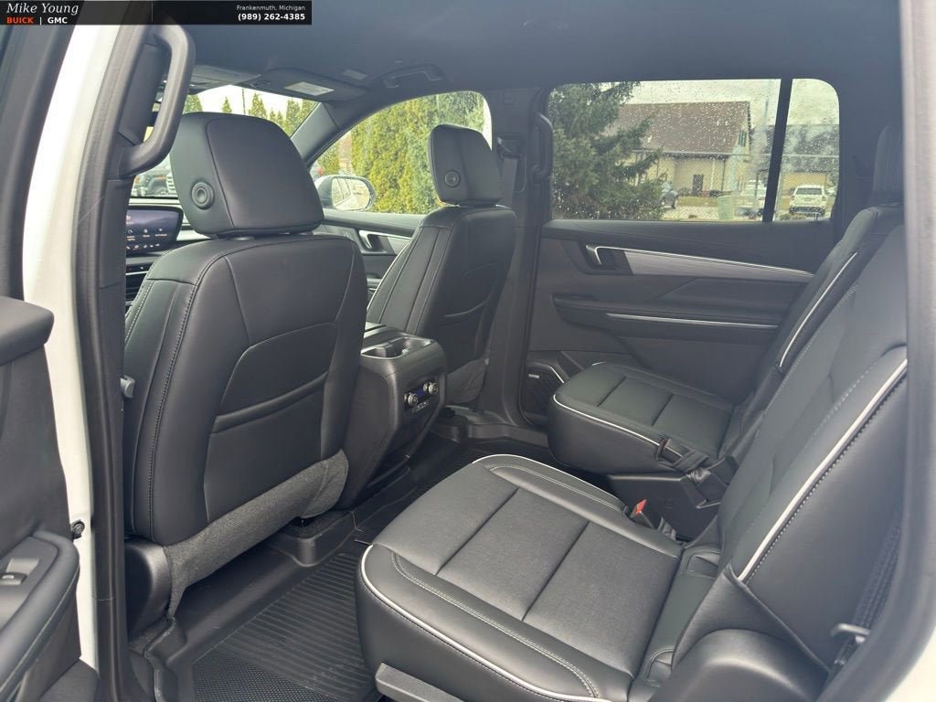 New 2026 Buick Enclave Preferred w/ LPO, Floor Liner Package FWD image 13