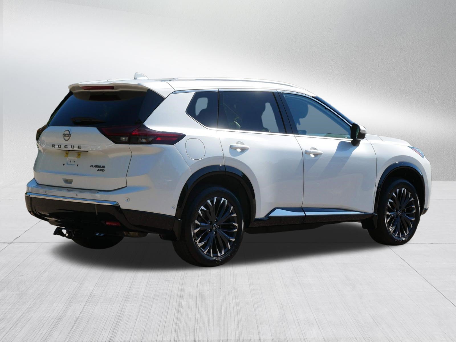 Certified 2024 Nissan Rogue Platinum w/ Platinum Premium Package AWD/4WD image 7