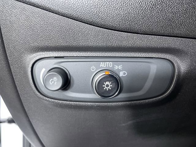 Used 2022 Chevrolet Equinox LT image 29