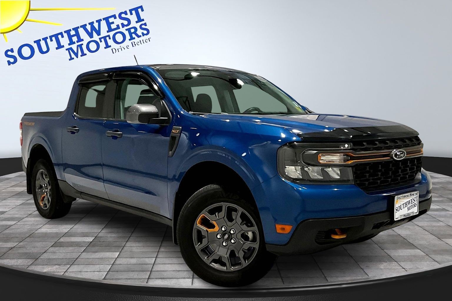 Used 2023 Ford Maverick Tremor AWD/4WD image 3