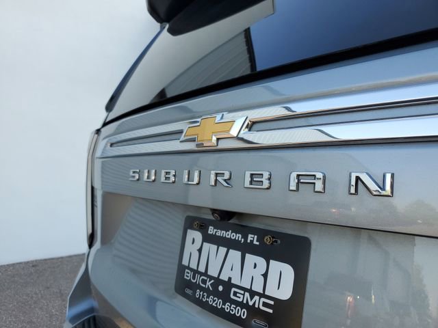 Used 2023 Chevrolet Suburban LS RWD image 6