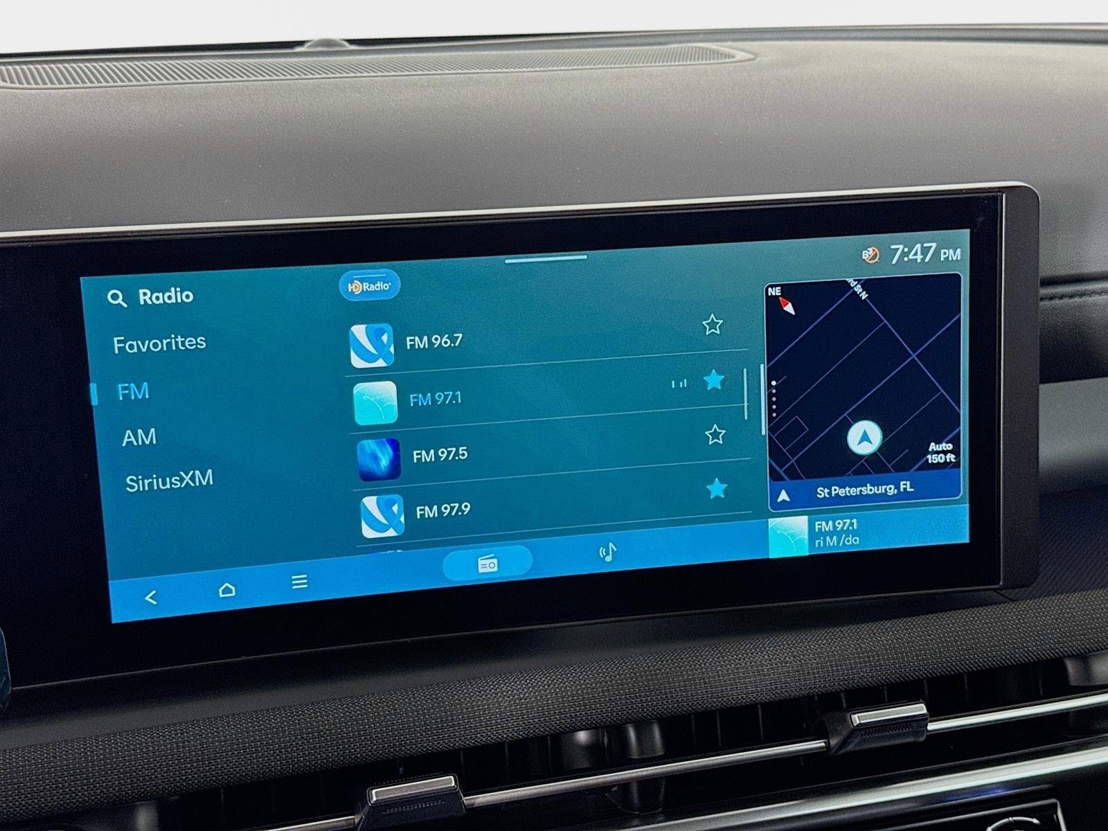 New 2026 Hyundai Santa Cruz Limited image 15