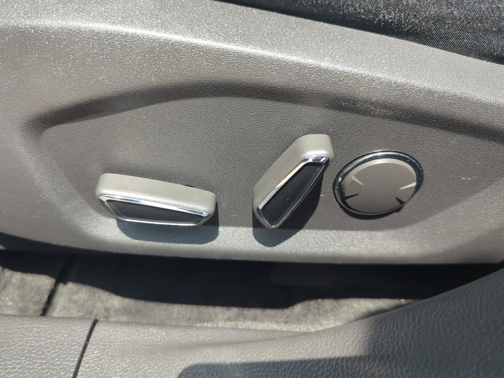 Used 2014 Ford Fusion SE image 10