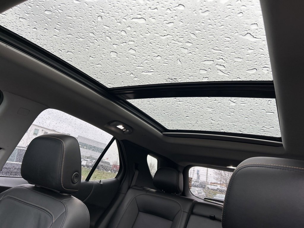 Used 2021 Chevrolet Equinox Premier image 11