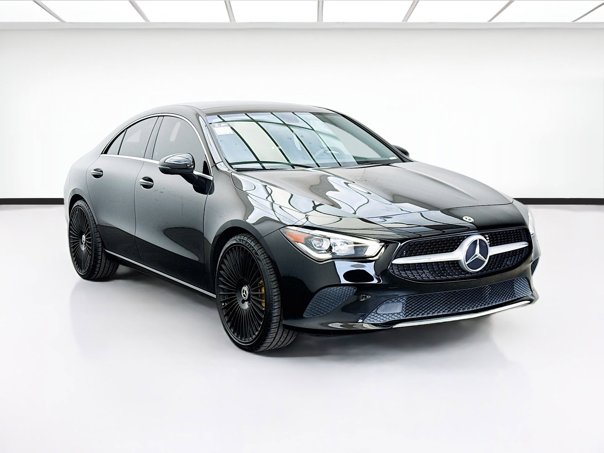 Used 2020 Mercedes-Benz CLA 250 image 3