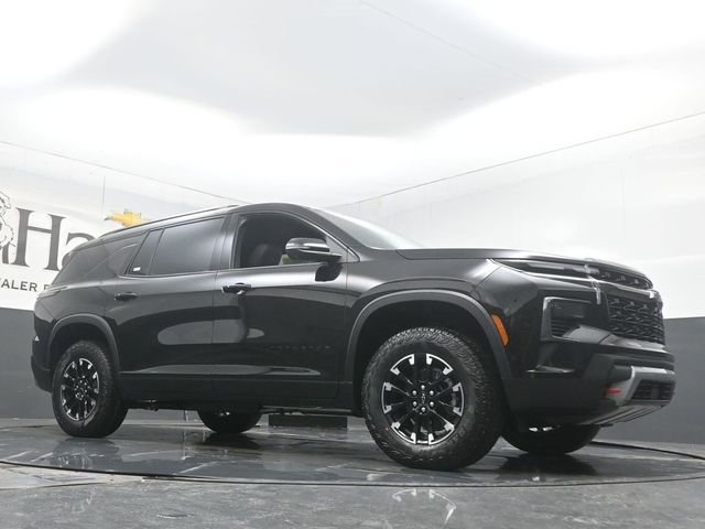 New 2026 Chevrolet Traverse Z71 w/ Enhanced Driving Package image 2