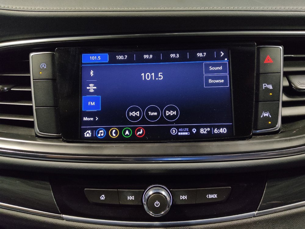 Used 2022 Buick Enclave Premium FWD image 25