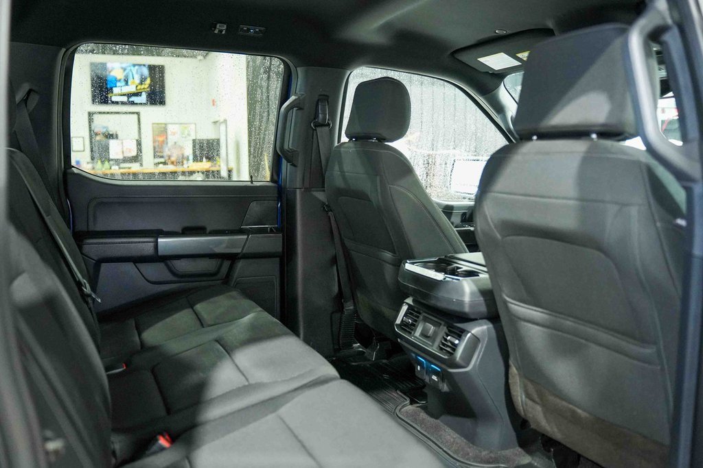 Used 2022 Ford F150 XLT w/ Equipment Group 302A High image 19