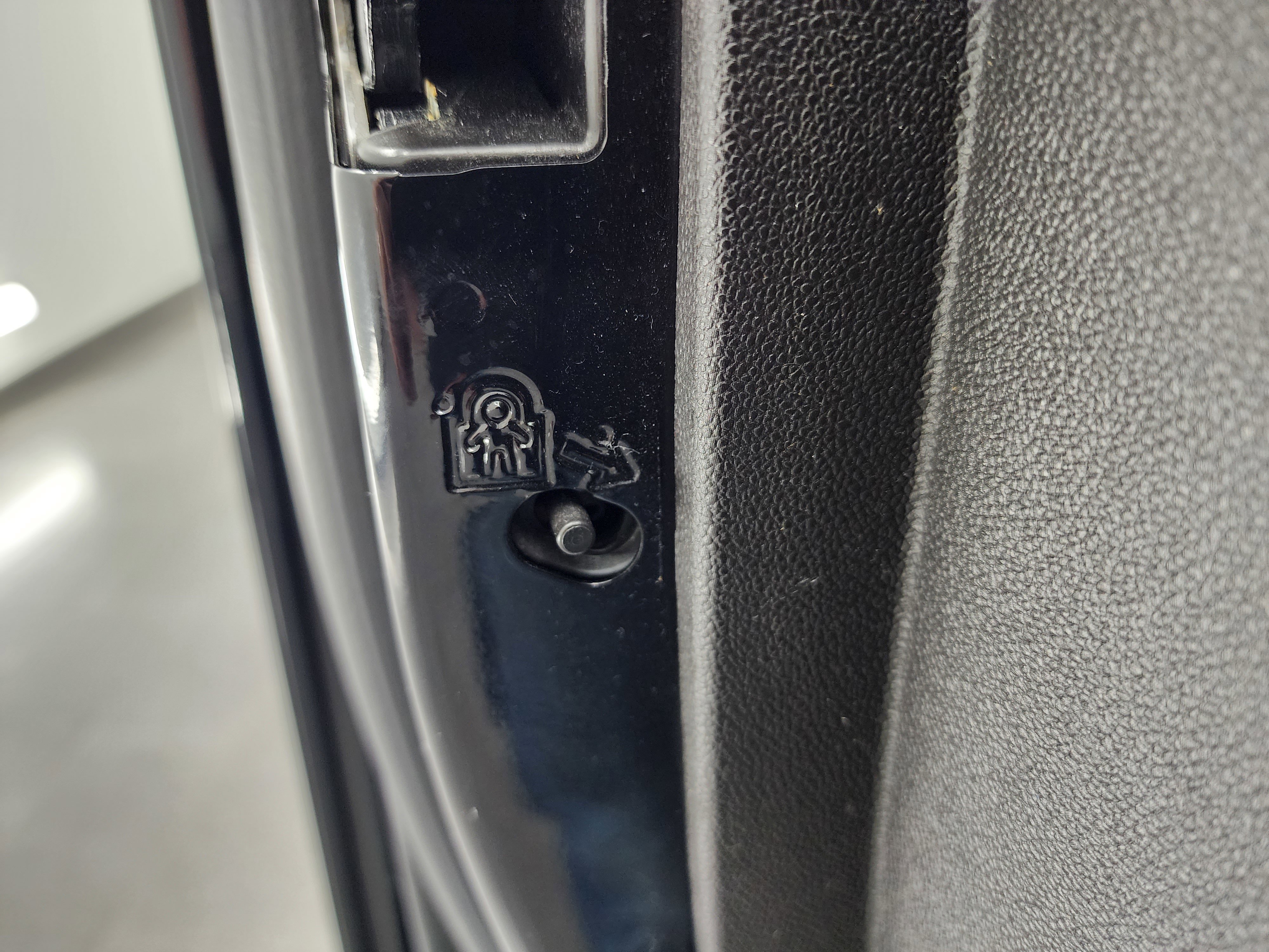 Used 2022 GMC Sierra 2500 SLT w/ LPO, GMC Protection Package image 43