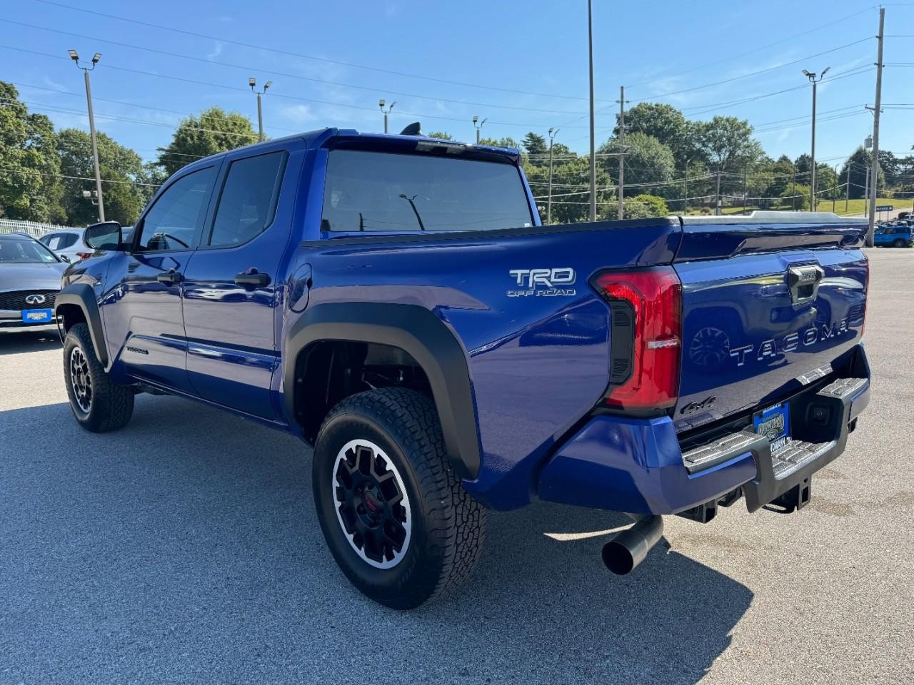 Used 2024 Toyota Tacoma TRD Off-Road image 5