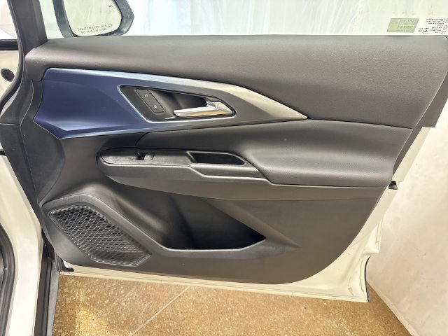 Used 2024 Chevrolet Equinox EV LT FWD image 27