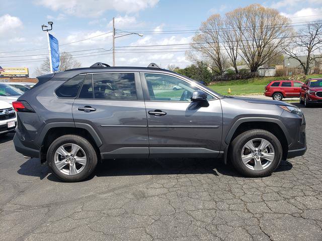 Used 2024 Toyota RAV4 XLE w/ Convenience Package image 2