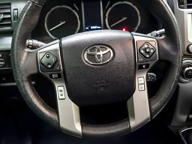 Used 2020 Toyota 4Runner Limited AWD/4WD image 15