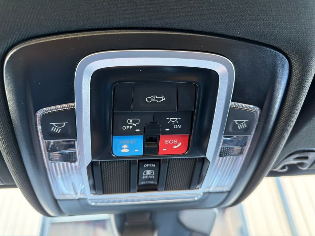 New 2026 RAM 1500 4x4 Crew Cab image 36