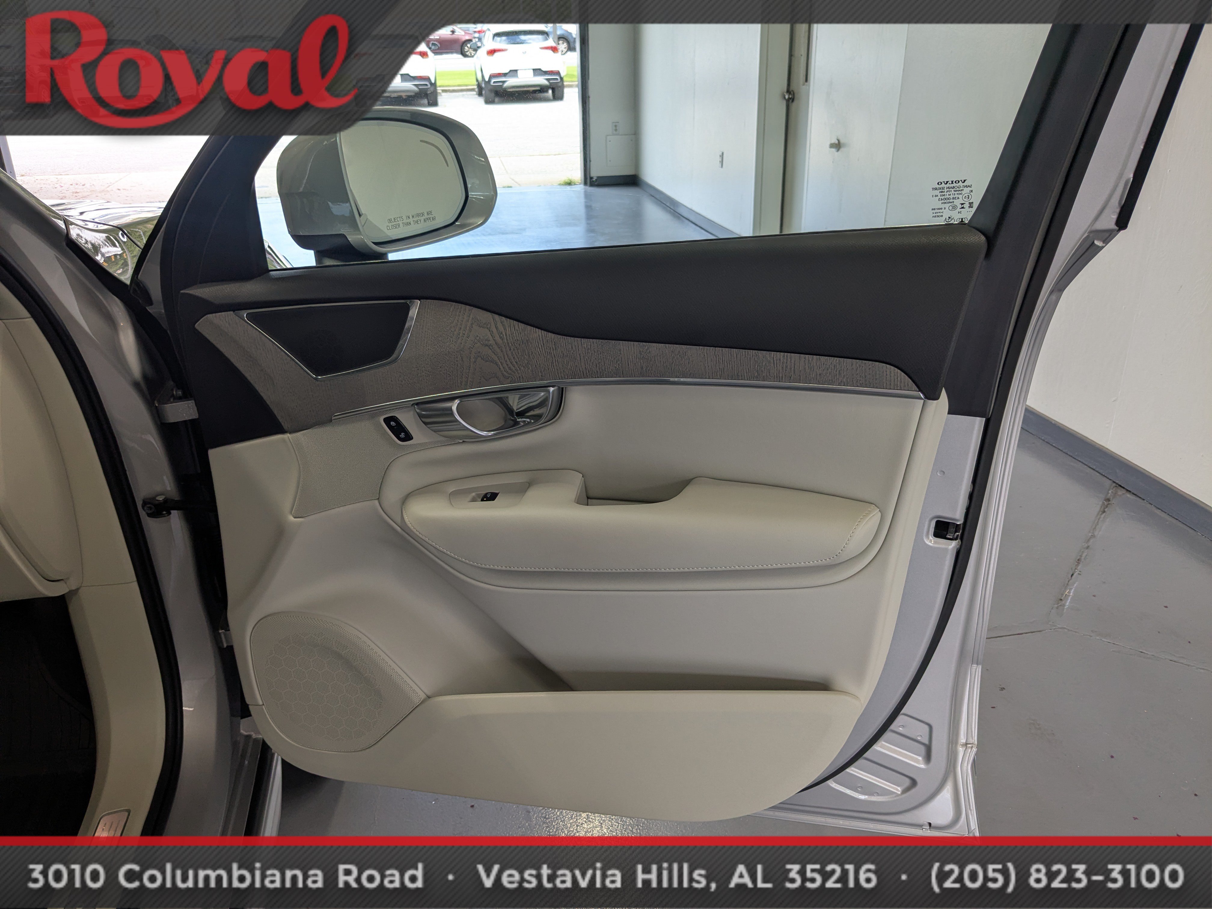 Used 2025 Volvo XC90 B6 Plus AWD/4WD image 7