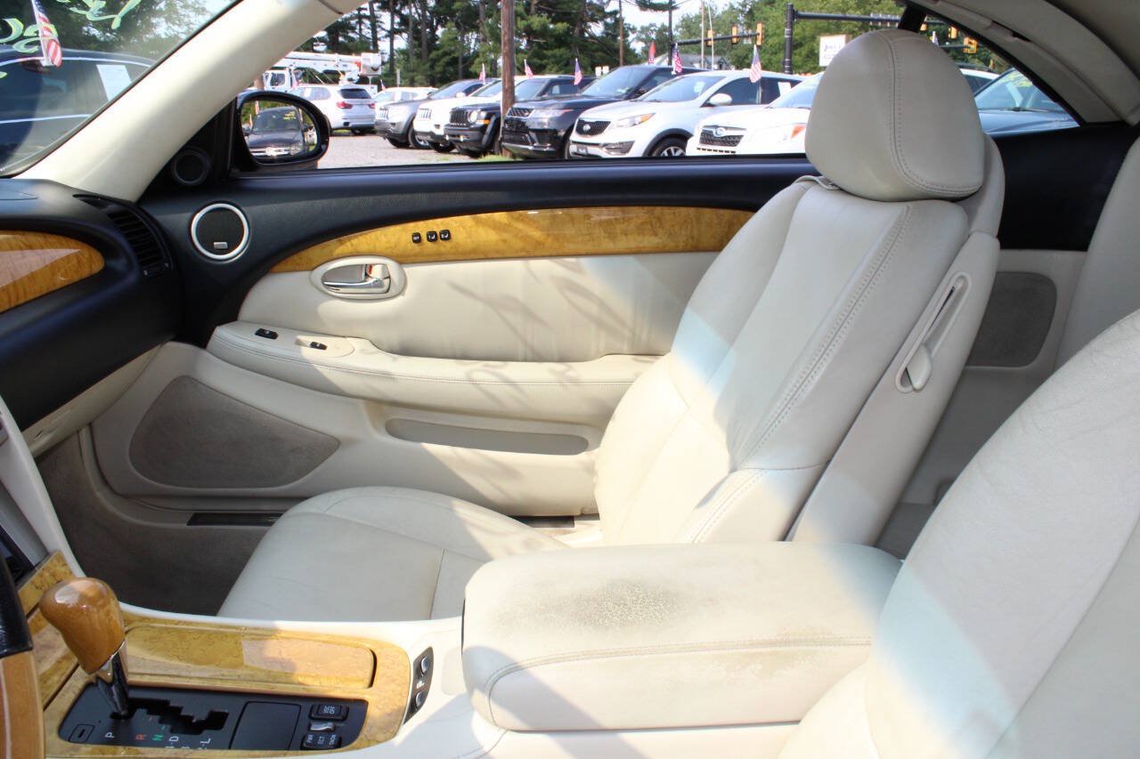 Used 2003 Lexus SC 430 Convertible RWD image 22