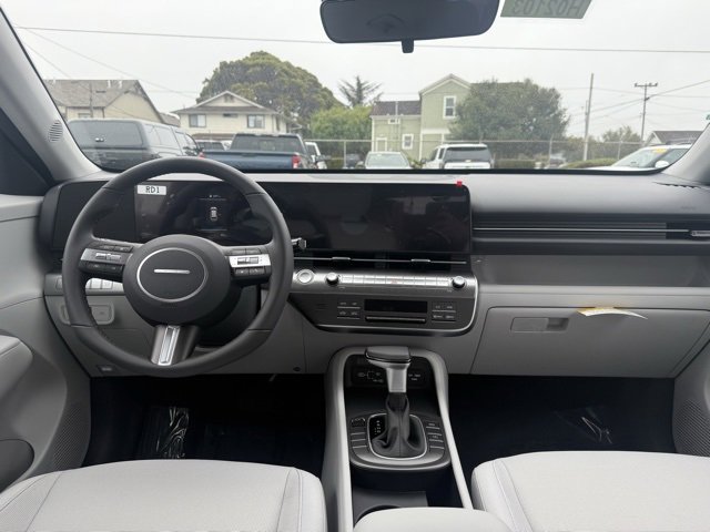 Used 2025 Hyundai Kona SEL image 14
