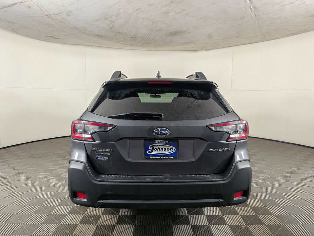 Used 2025 Subaru Outback Premium image 8