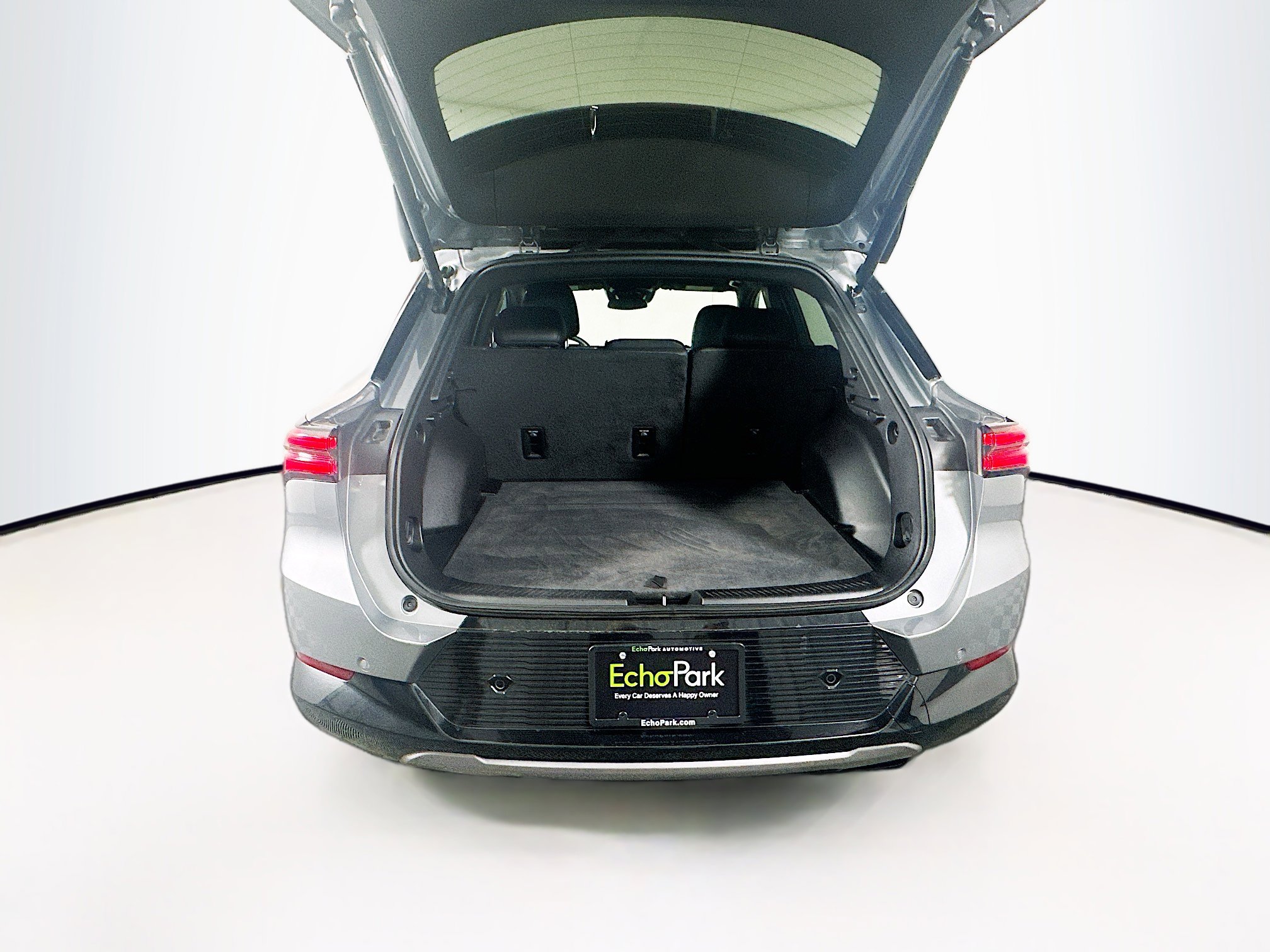 Used 2025 Chevrolet Equinox EV LT w/ Convenience Package image 29