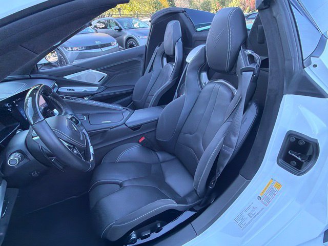 Used 2024 Chevrolet Corvette Z06 w/ Z07 Performance Package RWD image 11