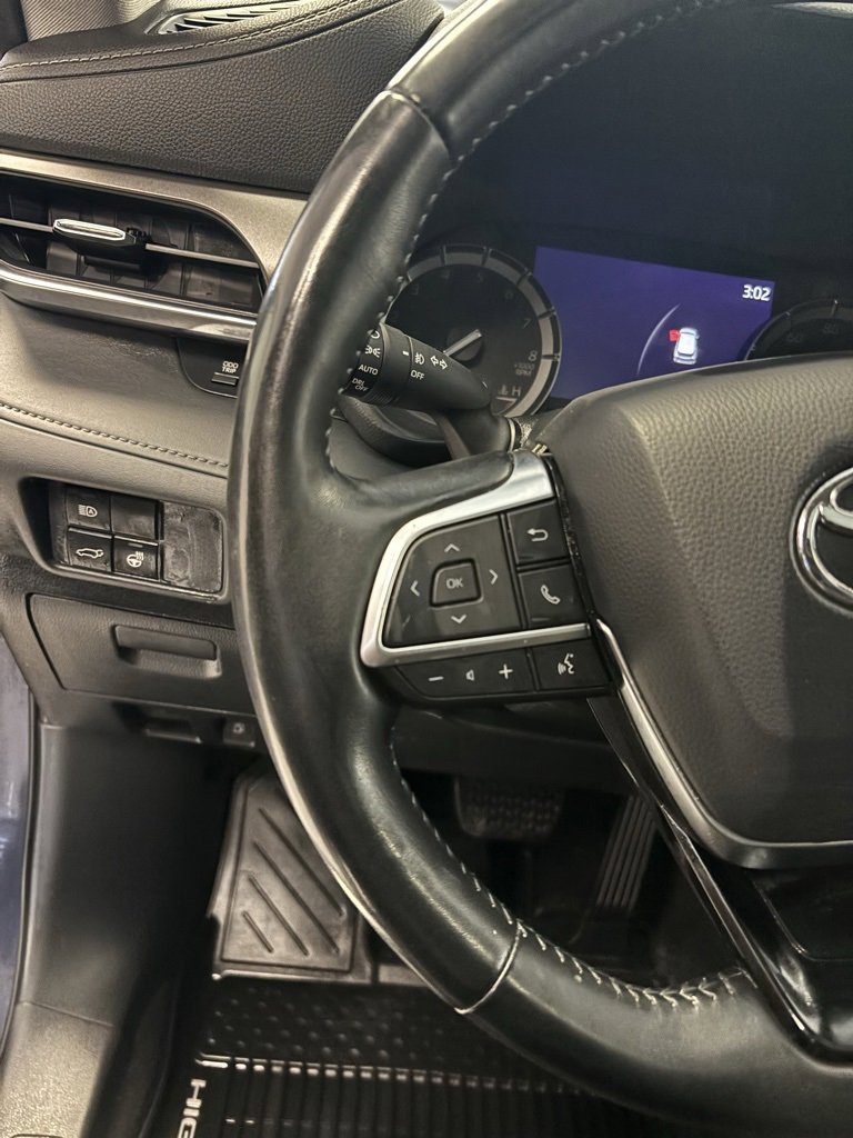 Certified 2020 Toyota Highlander Limited image 17