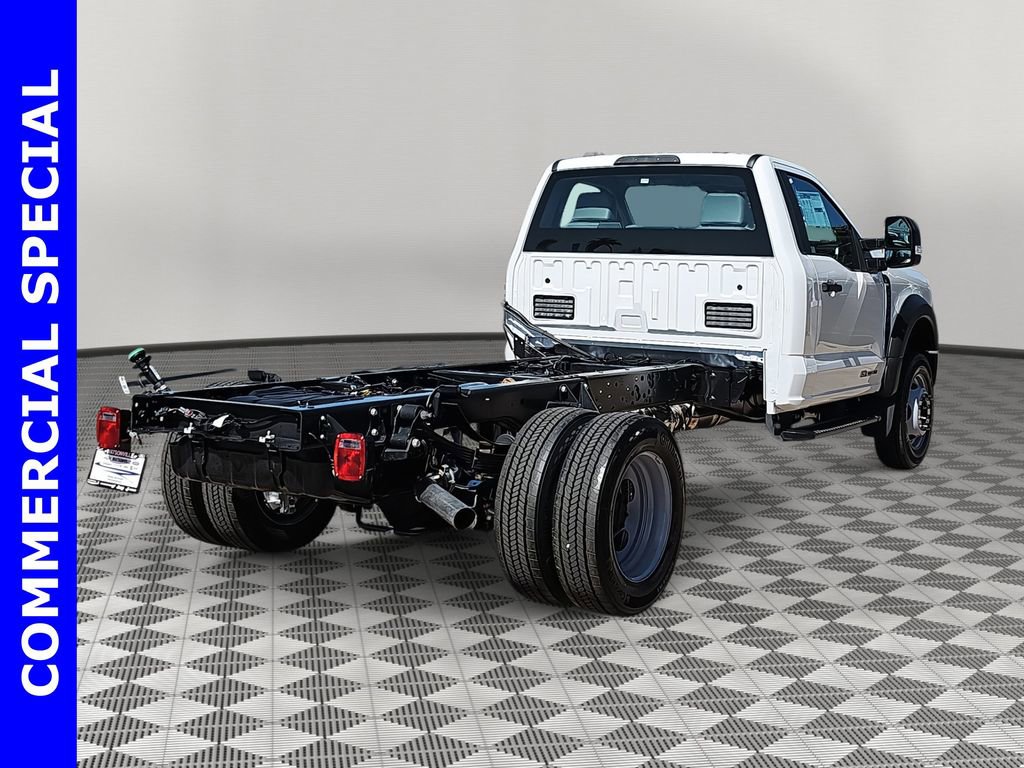 New 2025 Ford F550 4x4 Regular Cab Super Duty image 3