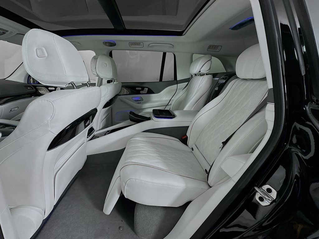Used 2026 Mercedes-Benz Maybach GLS 600 4MATIC image 26