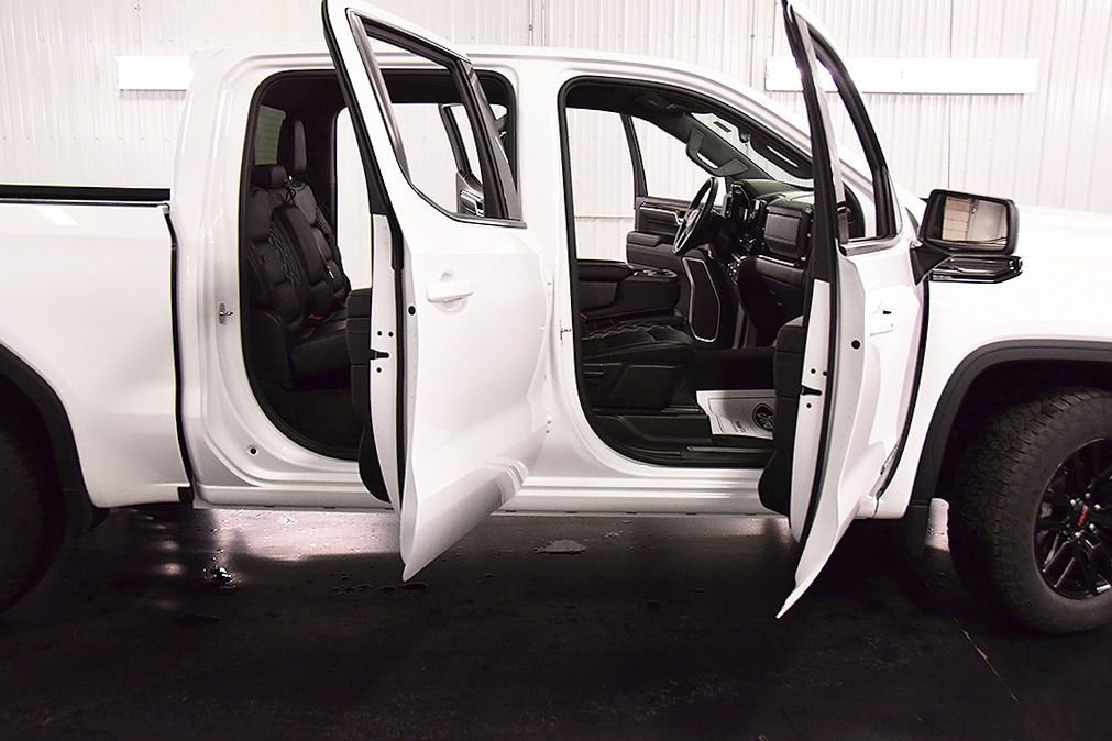 Used 2024 GMC Sierra 1500 Elevation AWD/4WD image 32