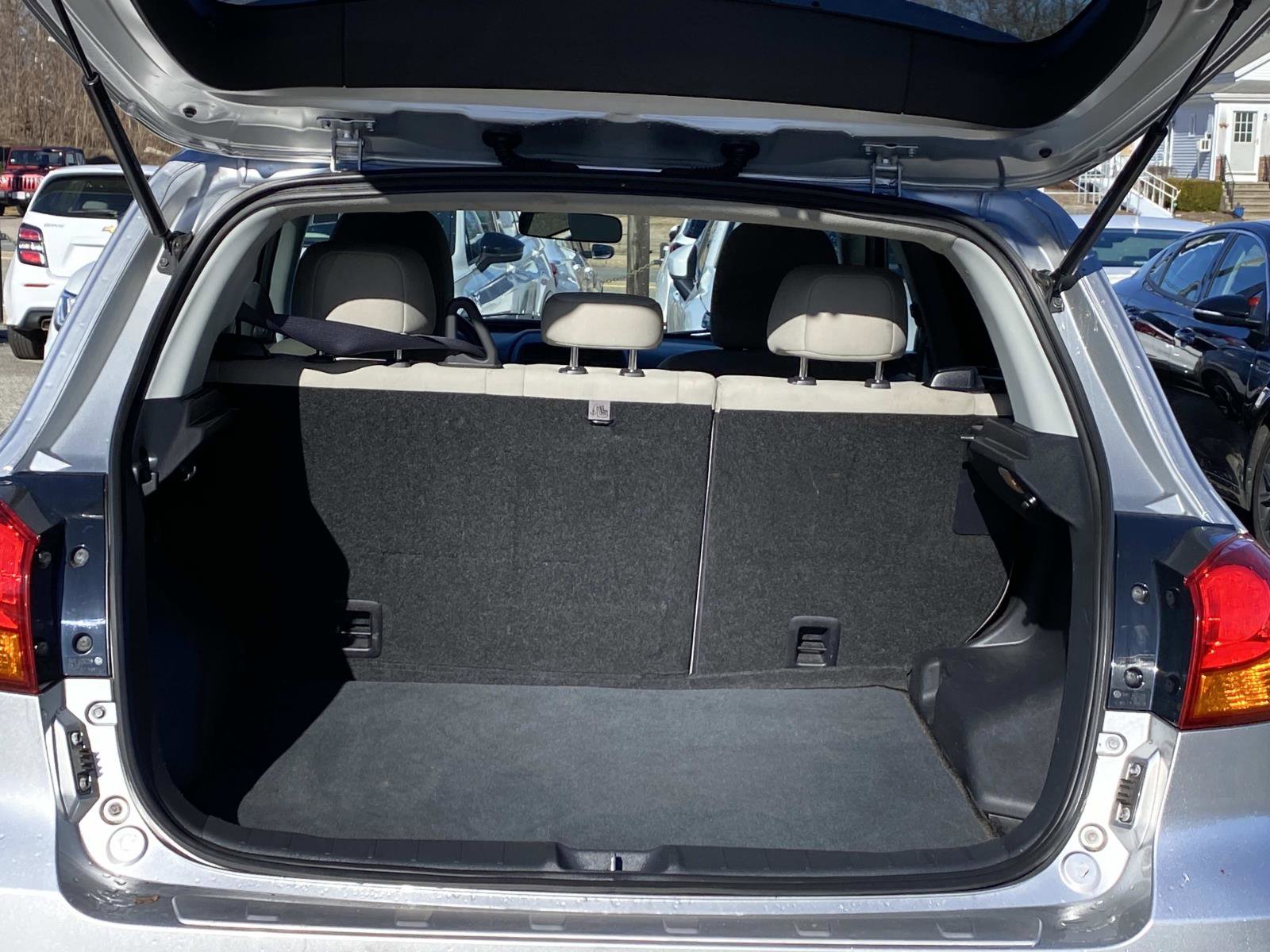 Used 2019 Mitsubishi Outlander Sport ES image 6