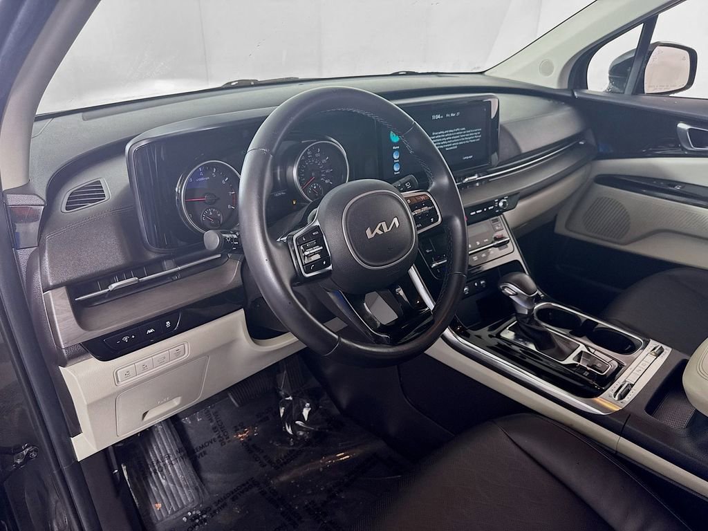 Used 2022 Kia Carnival SX FWD image 9