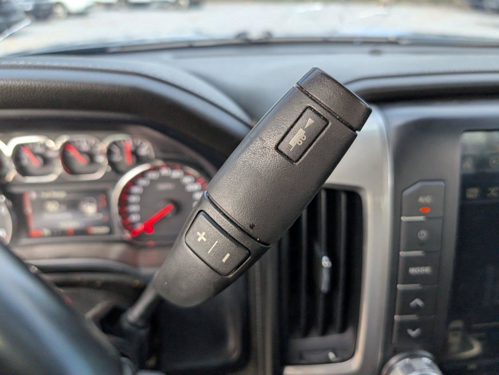 Used 2015 GMC Sierra 1500 SLE w/ SLE Value Package RWD image 21