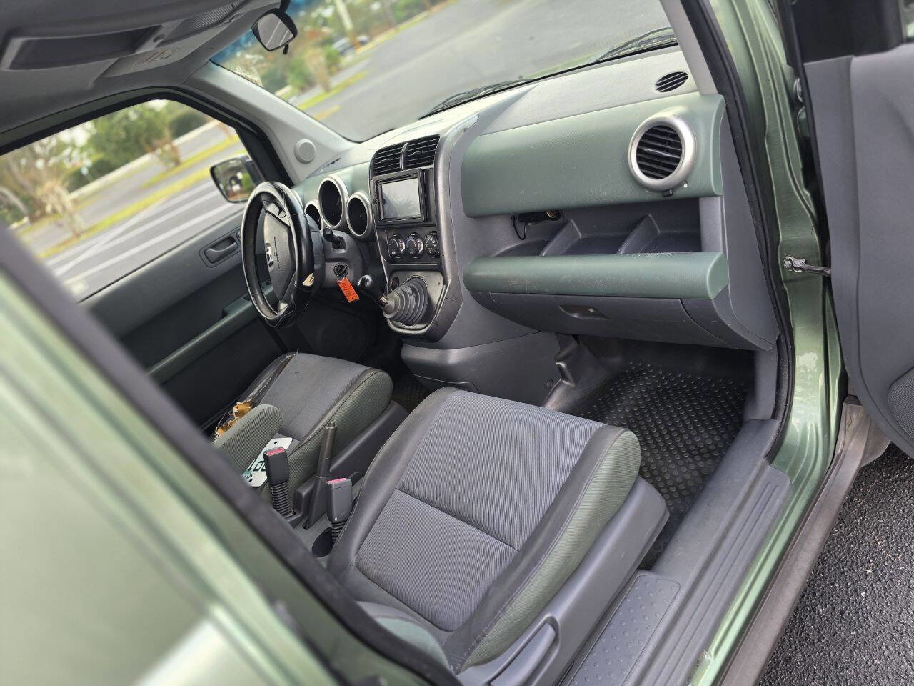 Used 2004 Honda Element EX image 10
