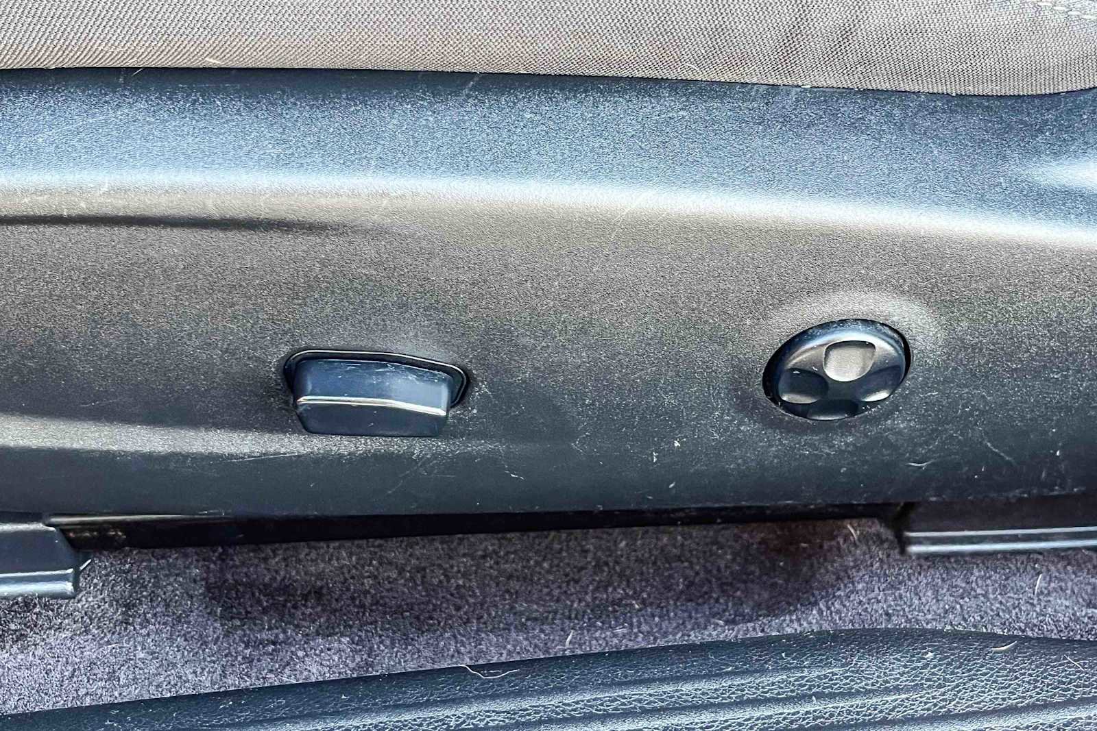 Used 2017 Dodge Challenger R/T image 19