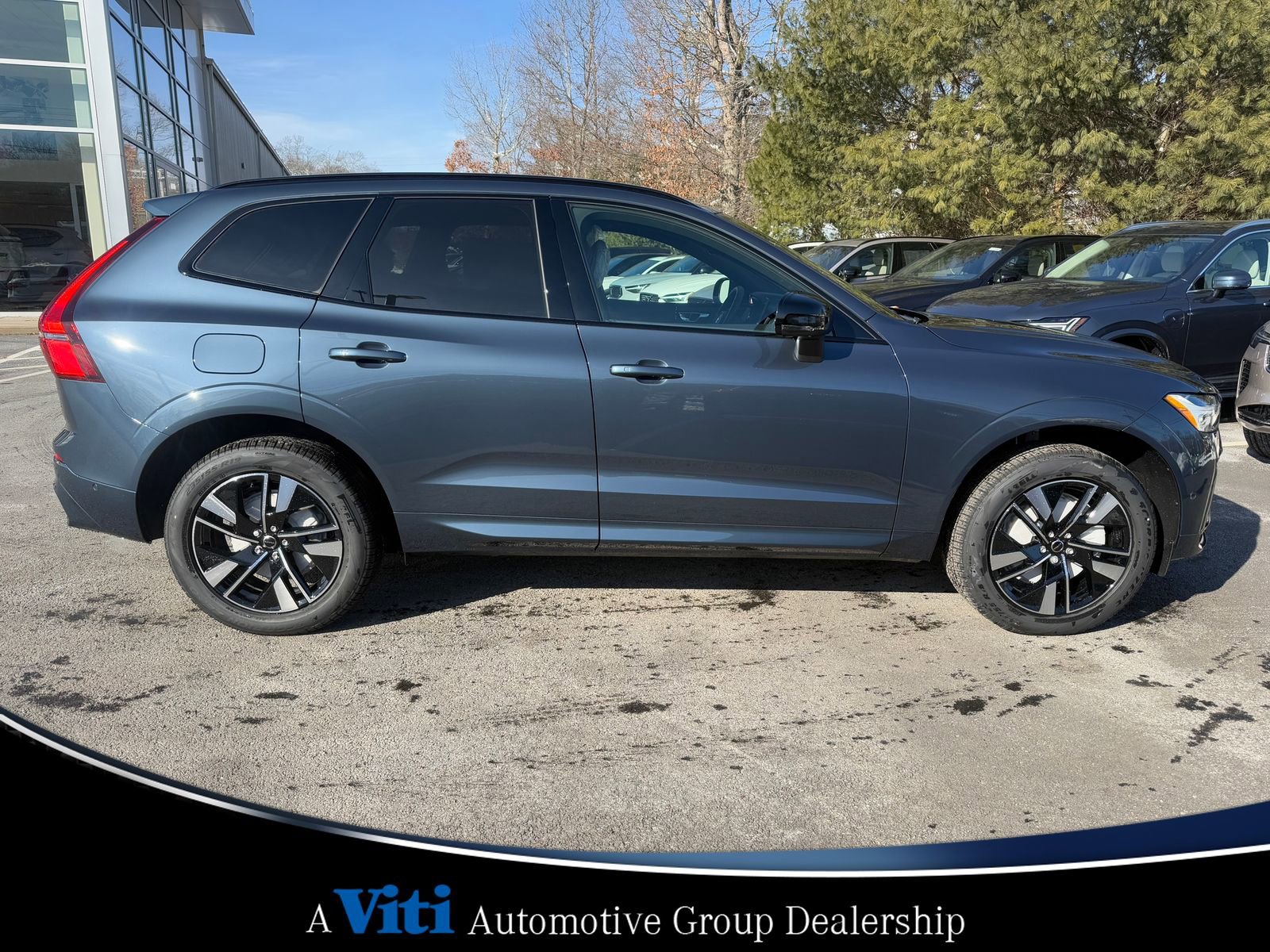 Used 2026 Volvo XC60 B5 Plus w/ Protection Package Premier image 9