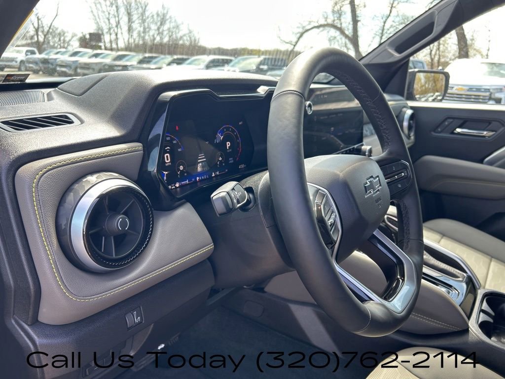 Certified 2025 Chevrolet Colorado ZR2 w/ Technology Package AWD/4WD image 20