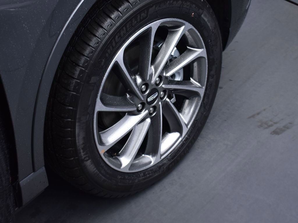 New 2026 Lincoln Corsair Grand Touring AWD/4WD image 18