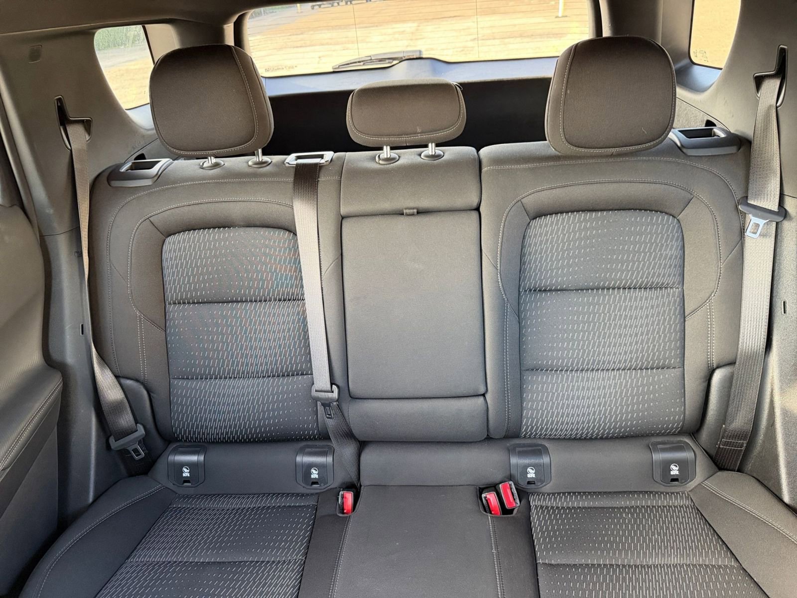 Used 2025 Chevrolet Equinox LT image 37