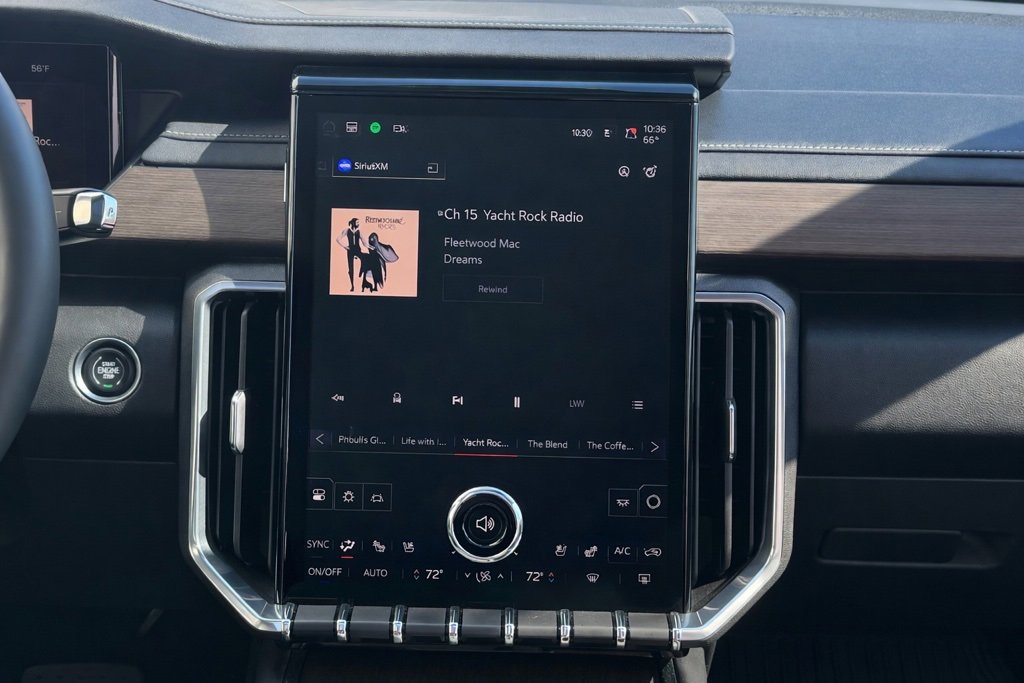 Used 2025 GMC Acadia Denali w/ Super Cruise Package image 11