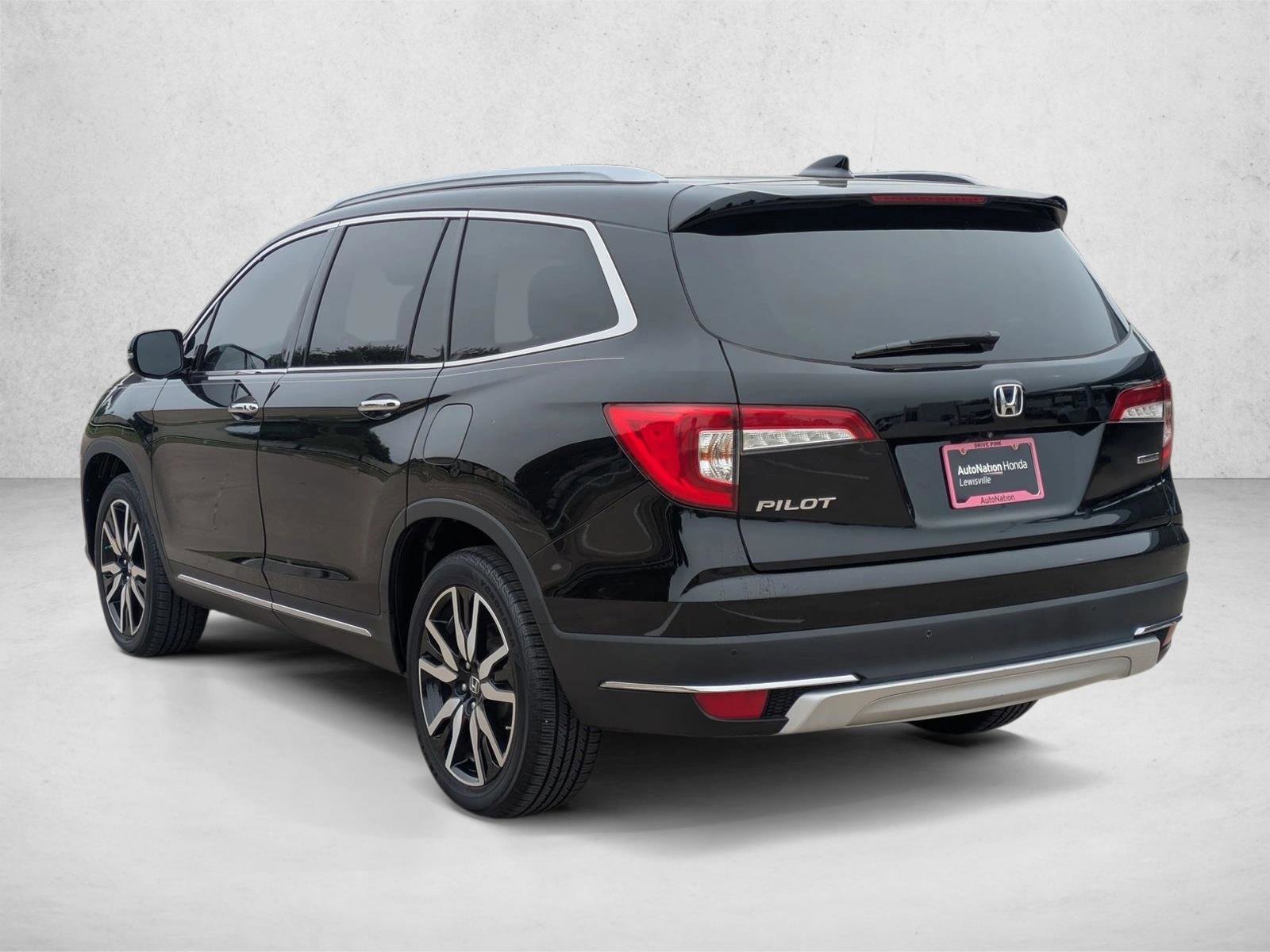 Used 2021 Honda Pilot Touring image 9