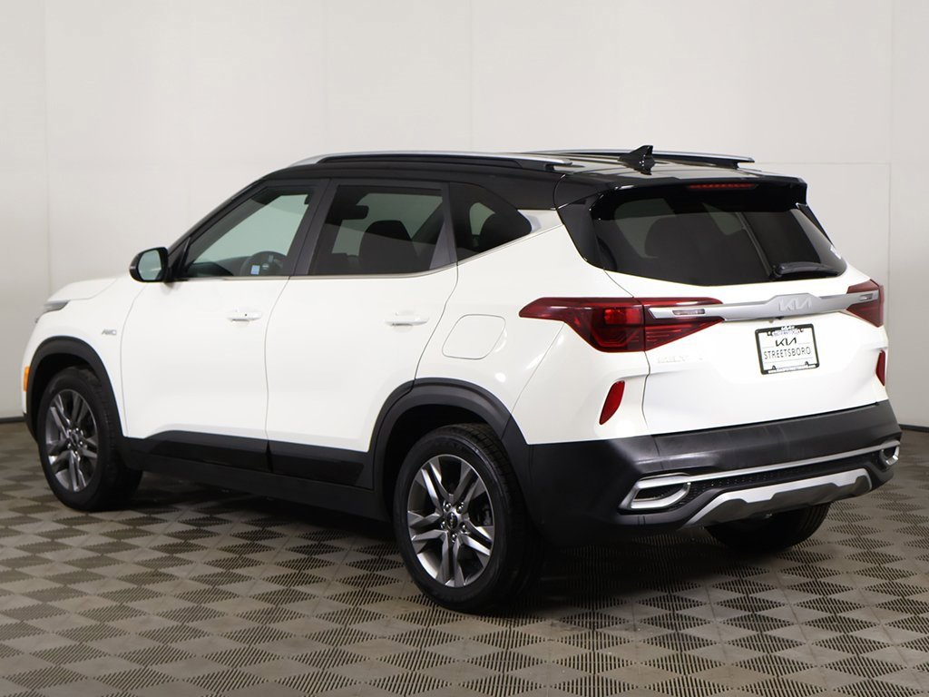 Used 2023 Kia Seltos S w/ Navigation Package image 9