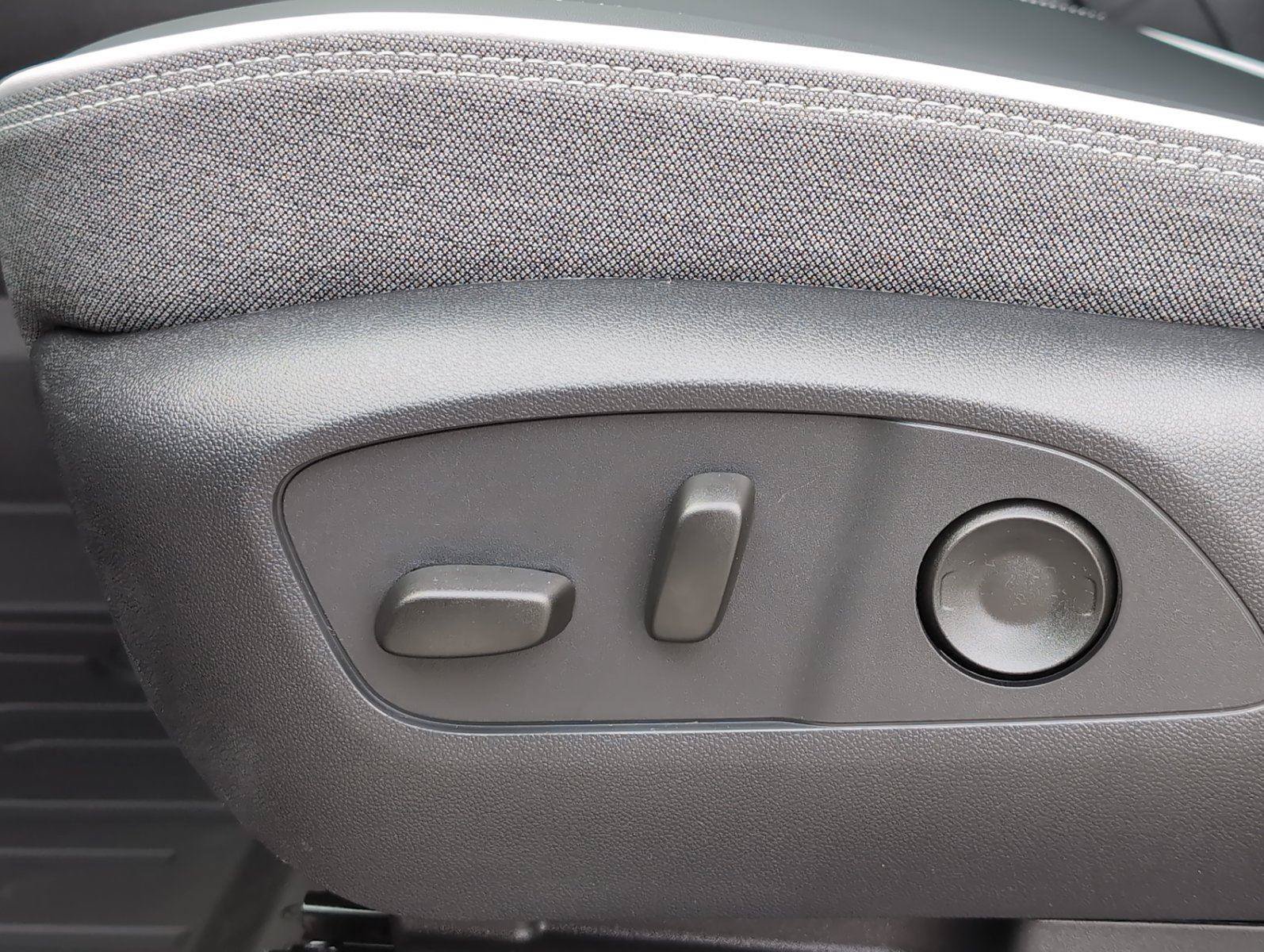 New 2026 GMC Sierra EV Elevation AWD/4WD image 18