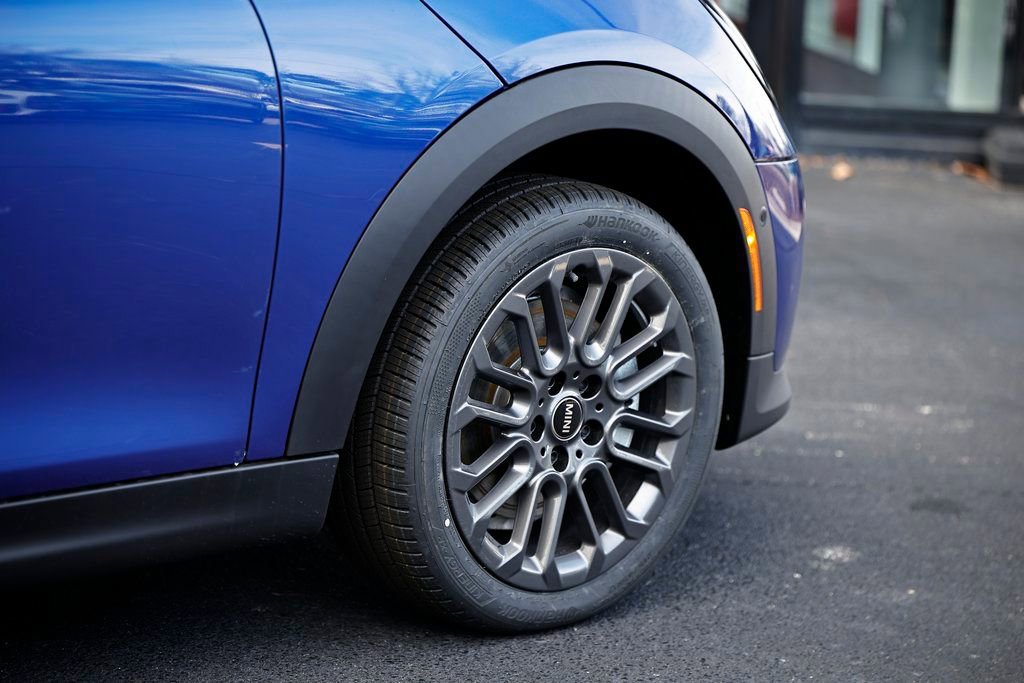 New 2026 MINI Cooper S image 5