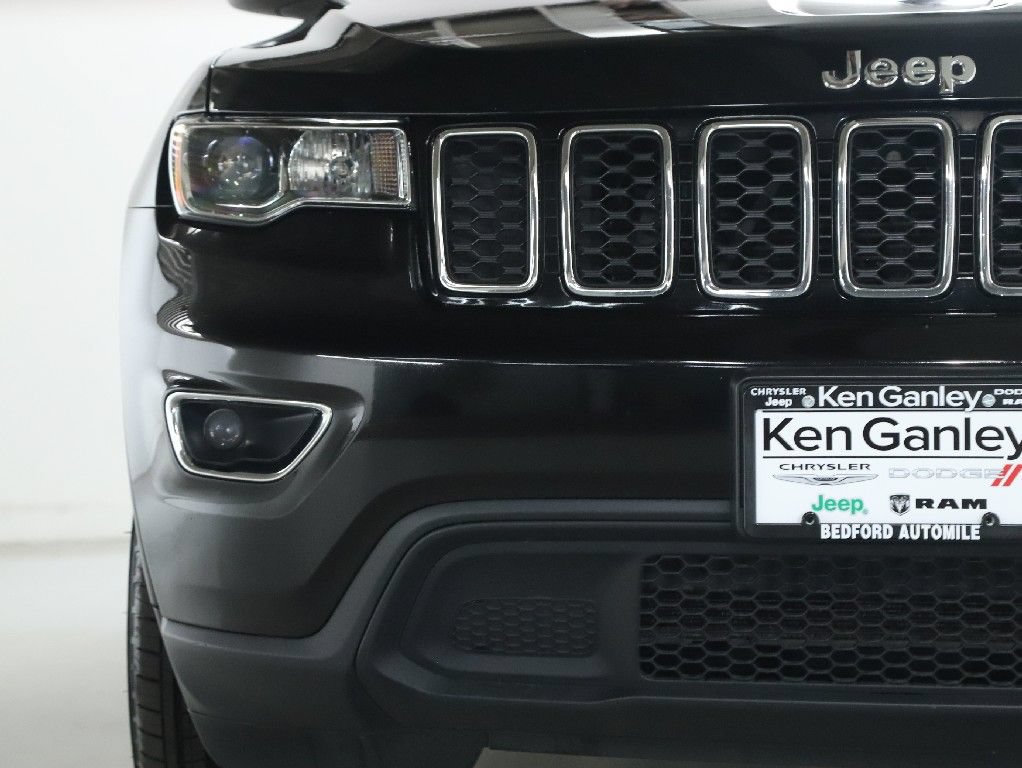 Used 2021 Jeep Grand Cherokee Laredo AWD/4WD image 6