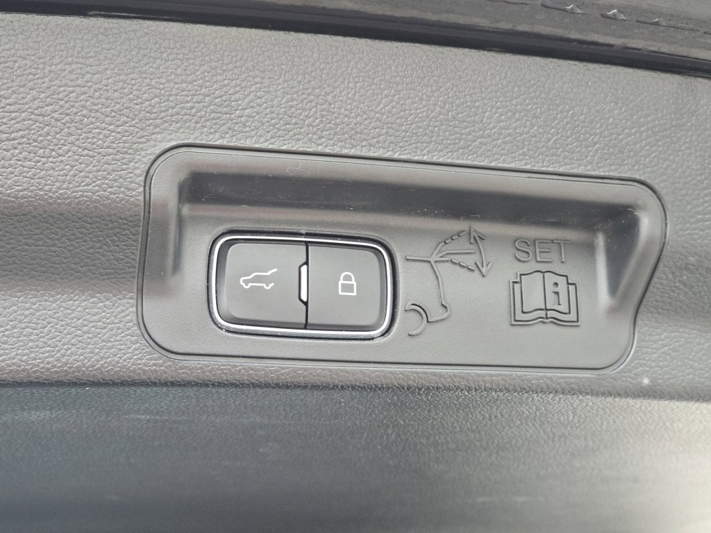 Used 2023 Ford Explorer Timberline image 29